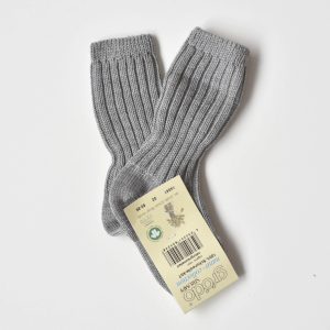Chaussettes hautes et épaisses bébé en laine mérinos bio – gris Grödo